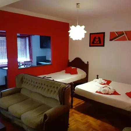 Alojamentos Leitao 2* Seia
