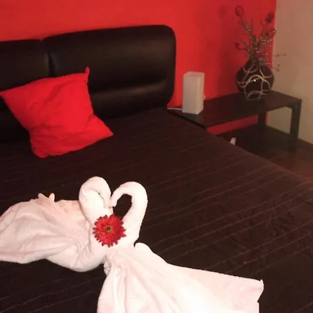 Alojamentos Leitao 2* سيا